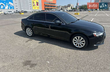 Седан Audi A4 2012 в 