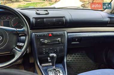 Универсал Audi A4 2000 в 
