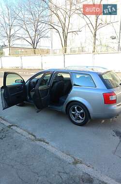 Универсал Audi A4 2004 в 