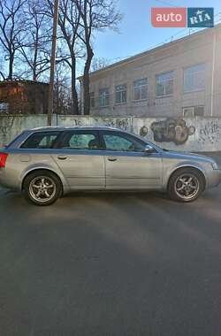 Универсал Audi A4 2004 в 