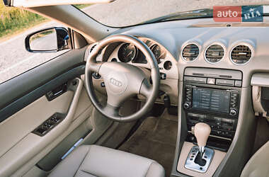 Кабриолет Audi A4 2003 в 