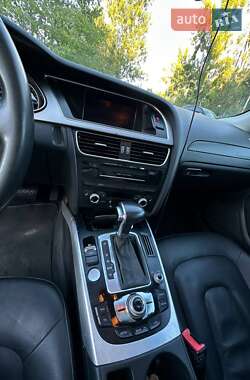 Седан Audi A4 2012 в 