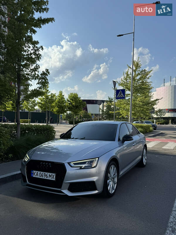 Audi A4 2015