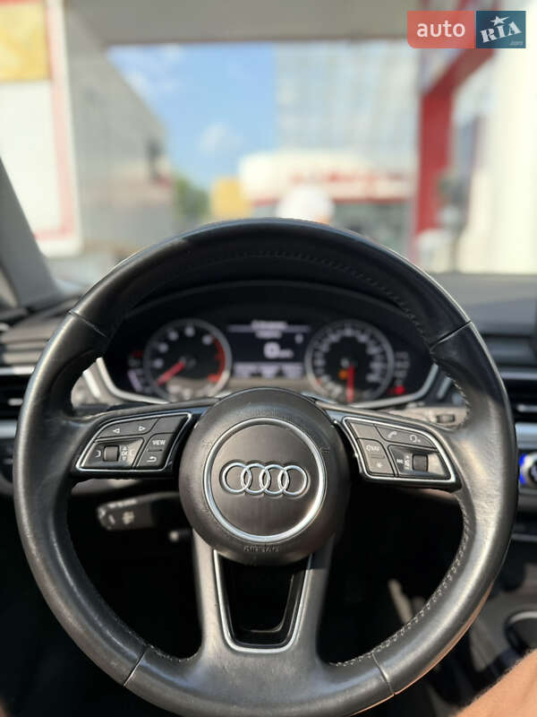 Седан Audi A4 2017 в Кривому Розі