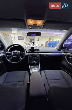 Седан Audi A4 2005 в 