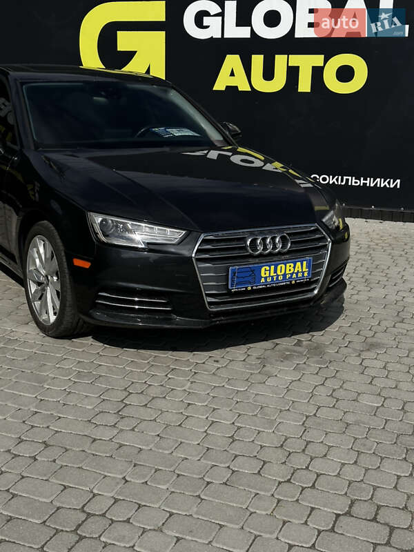 Седан Audi A4 2016 в Львове