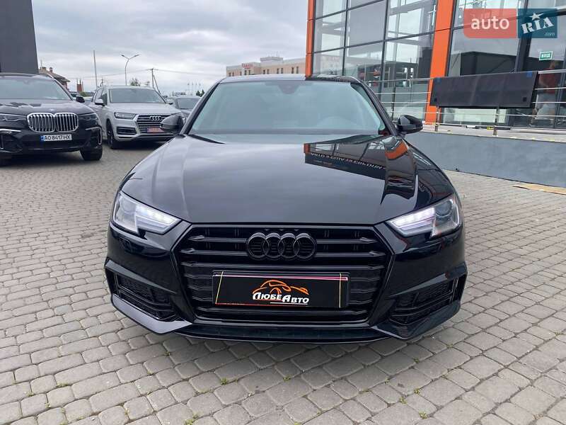 Седан Audi A4 2019 в Львові