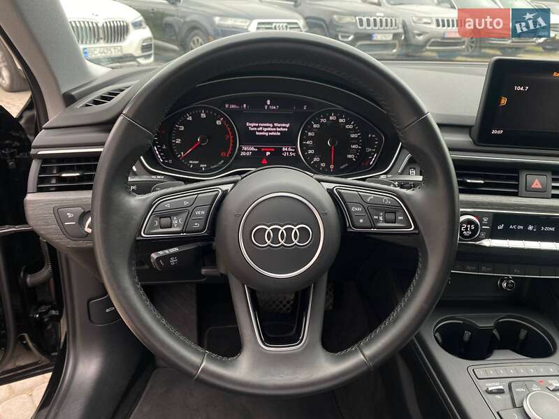 Седан Audi A4 2019 в Львові