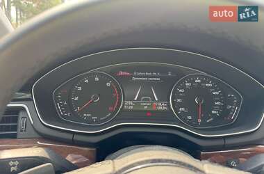 Седан Audi A4 2023 в 