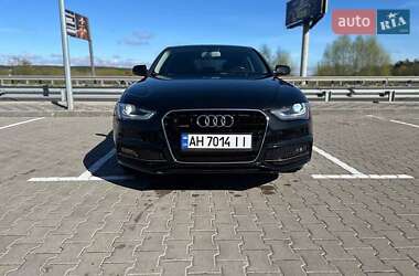 Седан Audi A4 2015 в Хмельницком