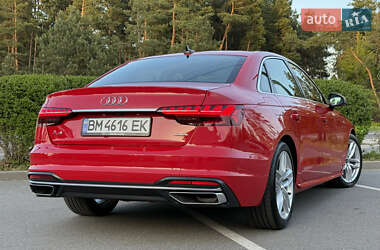 Седан Audi A4 2023 в 