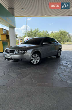 Седан Audi A4 2004 в 