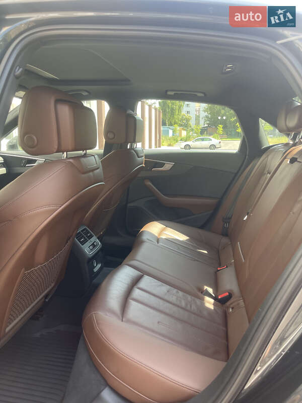 Седан Audi A4 2017 в Киеве