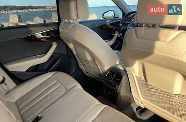 Седан Audi A4 2016 в 