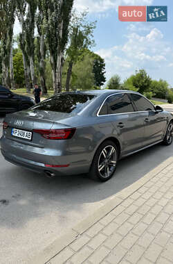 Седан Audi A4 2016 в 