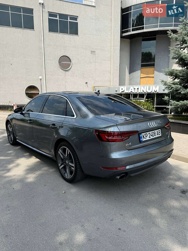 Седан Audi A4 2016 в Запоріжжі