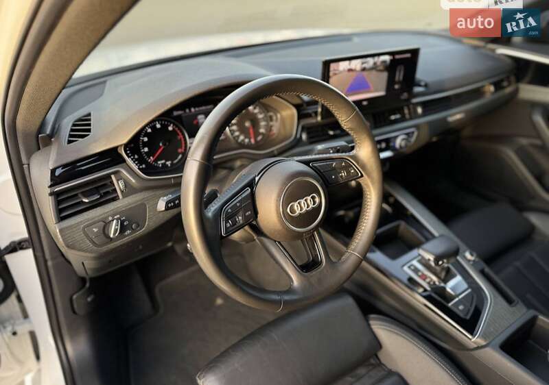 Седан Audi A4 2019 в Рівному