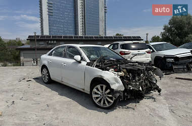 Седан Audi A4 2019 в 