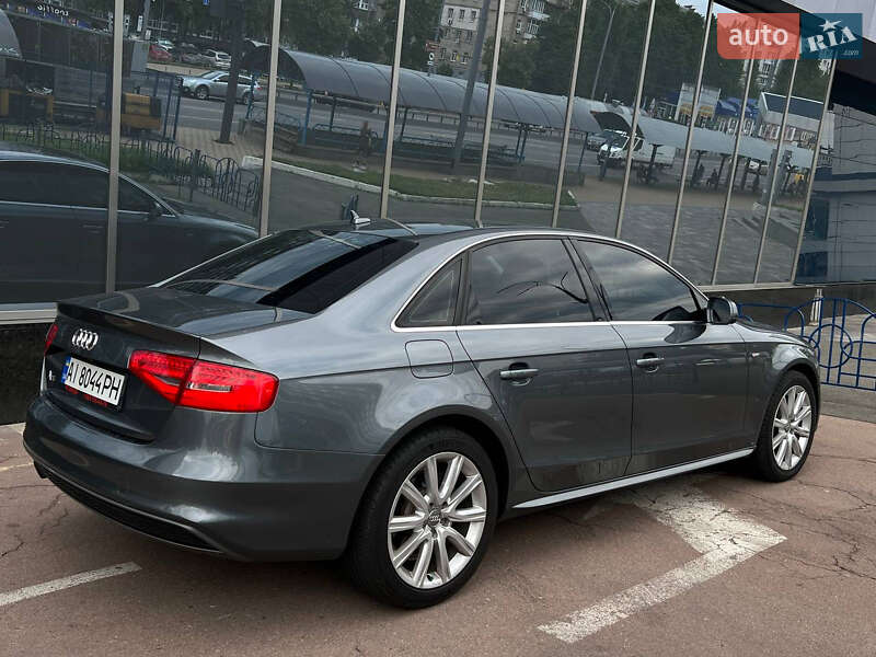 Седан Audi A4 2014 в Києві
