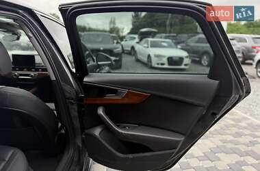Седан Audi A4 2021 в 