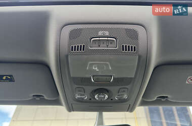 Седан Audi A4 2012 в 