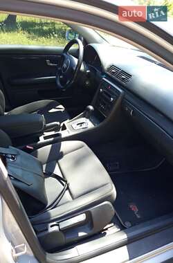 Седан Audi A4 2001 в 