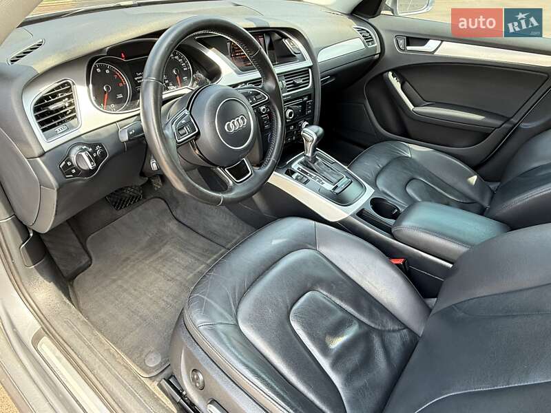Седан Audi A4 2015 в Києві