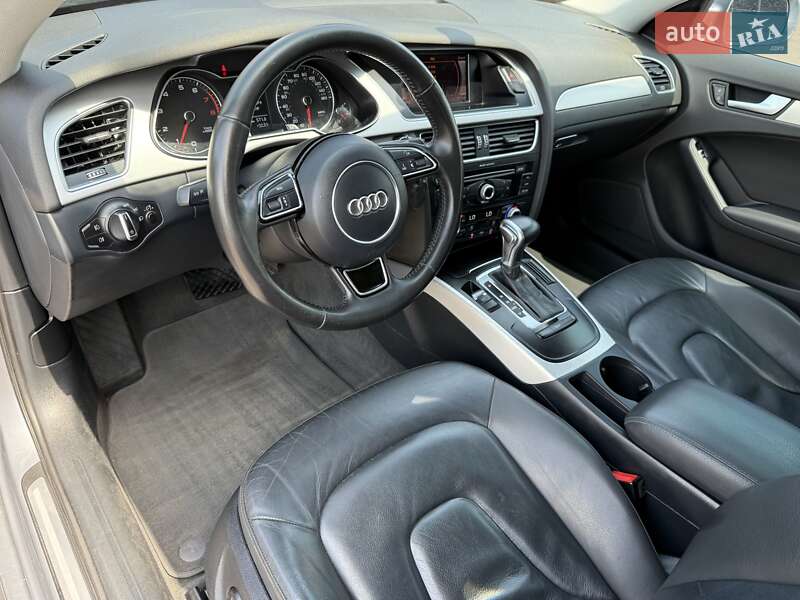 Седан Audi A4 2015 в Києві