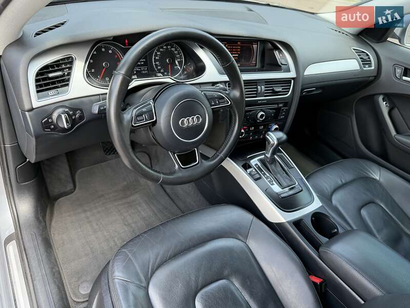 Седан Audi A4 2015 в Києві