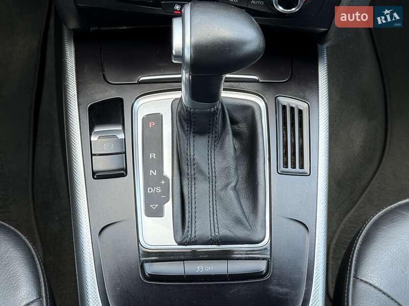 Седан Audi A4 2015 в Києві