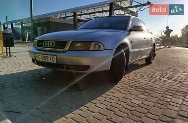 Седан Audi A4 1997 в 