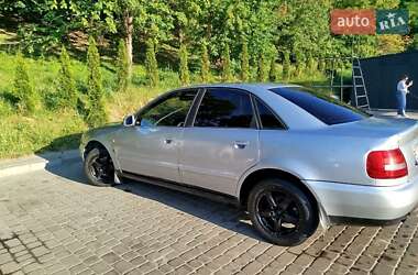 Седан Audi A4 1997 в 