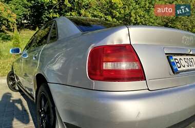 Седан Audi A4 1997 в 