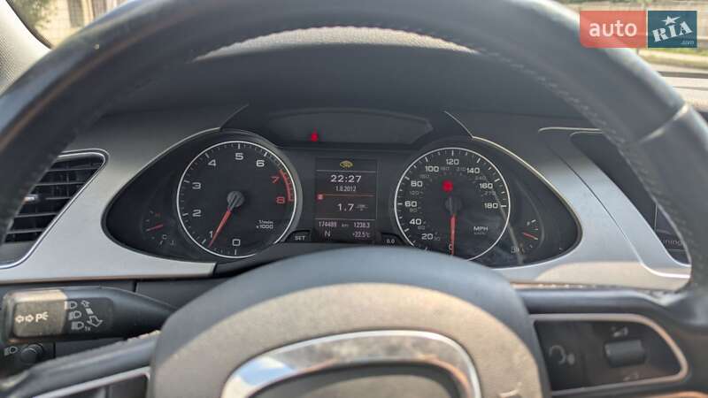 Седан Audi A4 2012 в Подільську