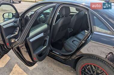 Седан Audi A4 2012 в 