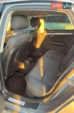 Седан Audi A4 2005 в 
