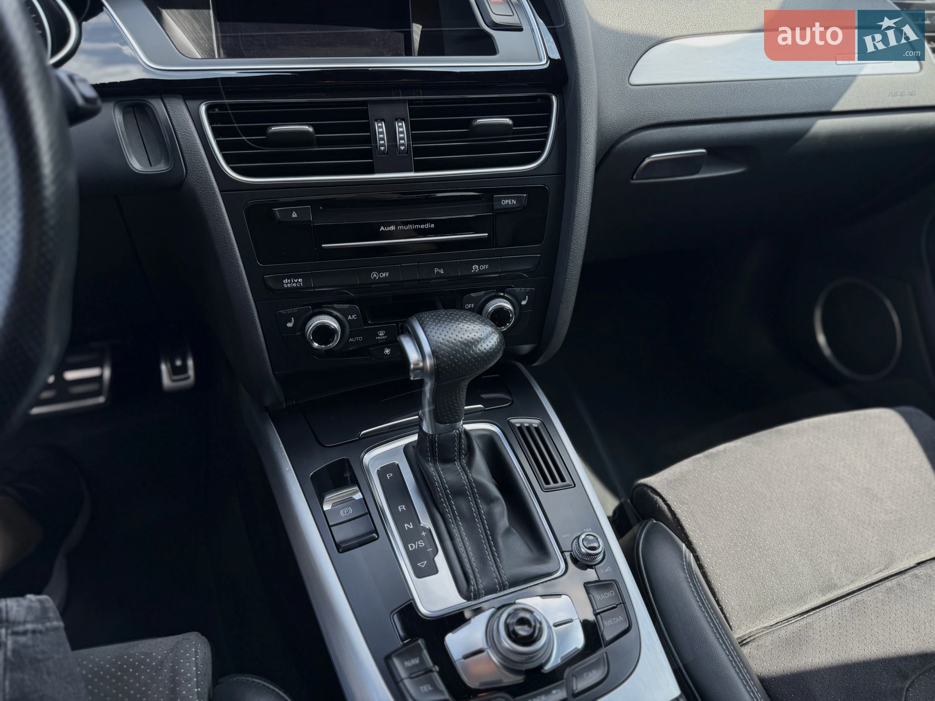 2015 Audi A4 - мініатюра 25