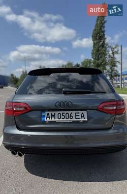Универсал Audi A4 2015 в 
