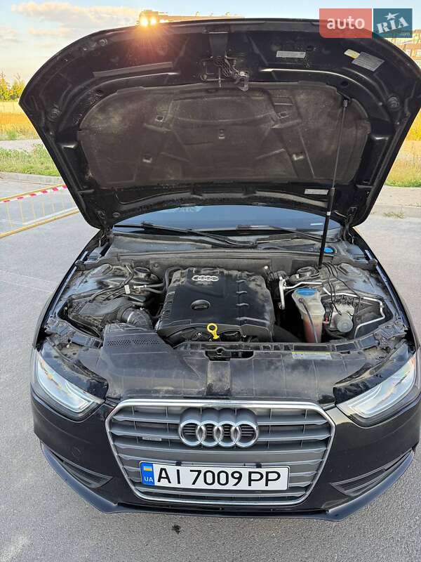 Седан Audi A4 2013 в Софиевской Борщаговке