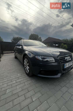 Седан Audi A4 2009 в Миргороді