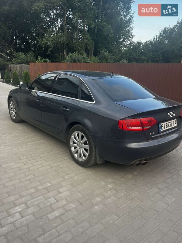 Седан Audi A4 2009 в Миргороді