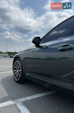 Седан Audi A4 2016 в 