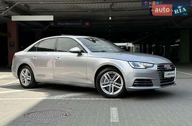 Седан Audi A4 2016 в Києві