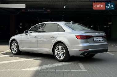 Седан Audi A4 2016 в 