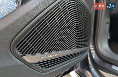 Седан Audi A4 2018 в 