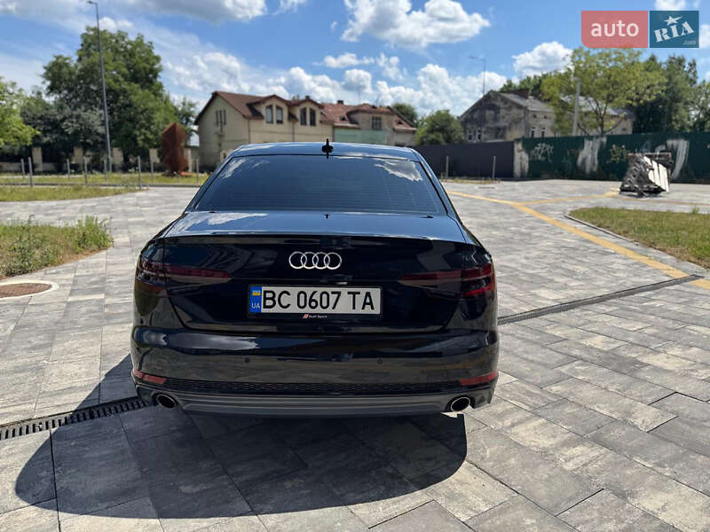 Седан Audi A4 2017 в Львове