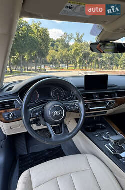 Седан Audi A4 2016 в 