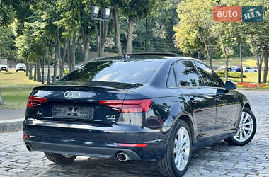 Седан Audi A4 2016 в 