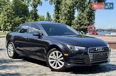 Седан Audi A4 2016 в 