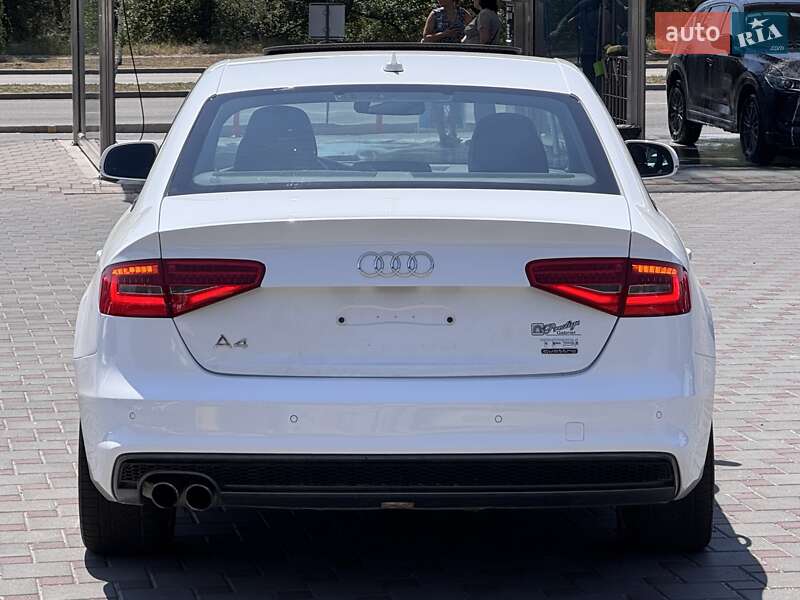 Седан Audi A4 2015 в Запоріжжі